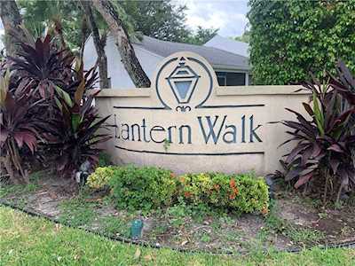 204 Par Dr #204 Royal Palm Beach, FL 33411