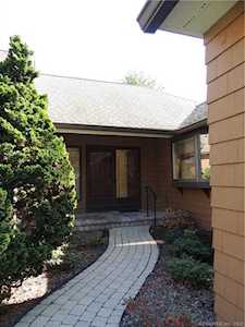 67 Bathcrescent Lane Bloomfield, CT 06002
