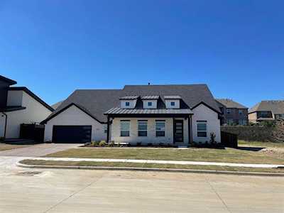 1326 Azure Pearl Trail St. Paul, TX 75098