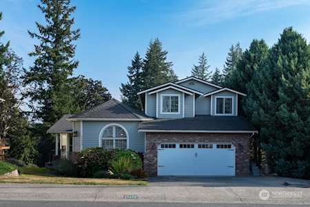 25420 Lake Wilderness Country Club Dr SE Maple Valley, WA 98038