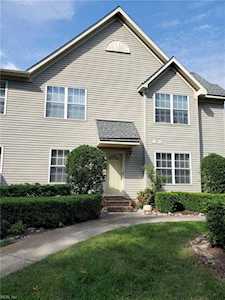 300 London Pointe Ct #Unit 17 Virginia Beach, VA 23454