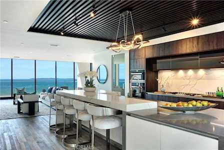 1521 Buena Vista #202 San Clemente, CA 92672
