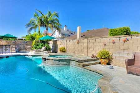 16112 Jenner St Westminster, CA 92683