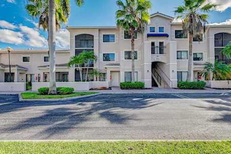 2804 Sarento Place #204 Palm Beach Gardens, FL 33410