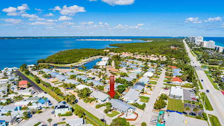 89 S Las Olas Drive Jensen Beach, FL 34957