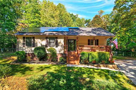 1106 Merrywood Ct Mooresville, NC 28115