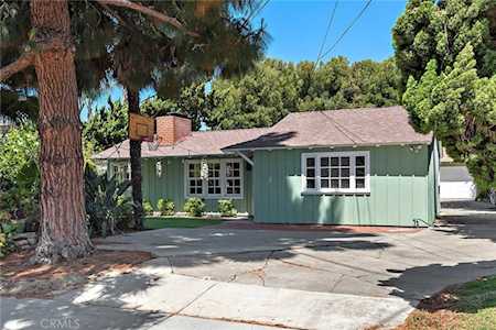 1611 Tustin Avenue Costa Mesa, CA 92627