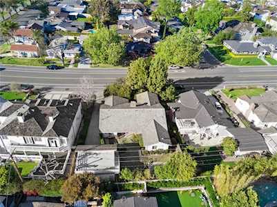 1111 Cliff Dr Newport Beach, CA 92663