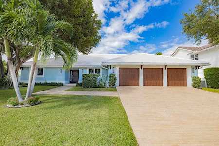 941 Dogwood Drive Delray Beach, FL 33483