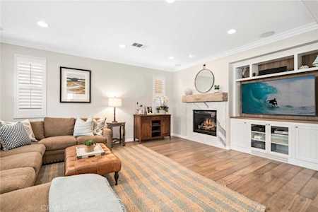 2461 Orange Ave Costa Mesa, CA 92627