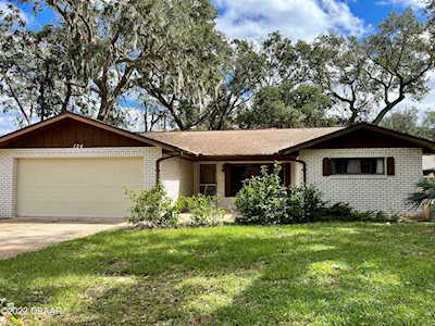 124 Wimbledon Court Port Orange, FL 32127