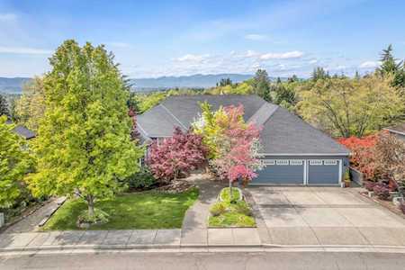 320 Orchard View Terrace Medford, OR 97504