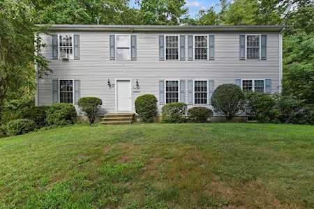115 Farm Pond Road Oakham, MA 01068