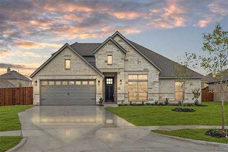 421 Brushwood Lane Waxahachie, TX 75165