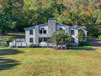 809 Sneed Rd W Franklin, TN 37069