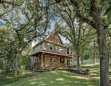 513 Elaine Street Keller, TX 76248
