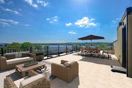 517 2nd Street #304 Hudson, WI 54016