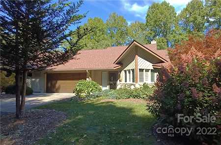 902 Timber Ln Asheville, NC 28804