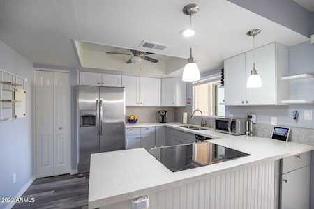 4529 W Continental Drive Glendale, AZ 85308