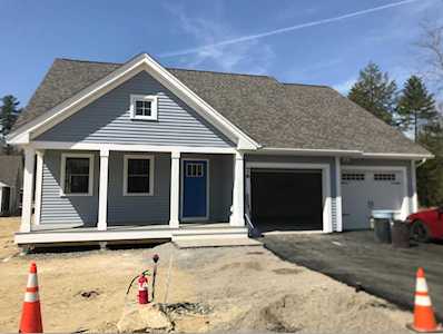 73 Three Ponds Dr #41 Brentwood, NH 03833