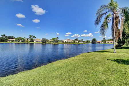 2641 SW 23rd Cranbrook Court Boynton Beach, FL 33436