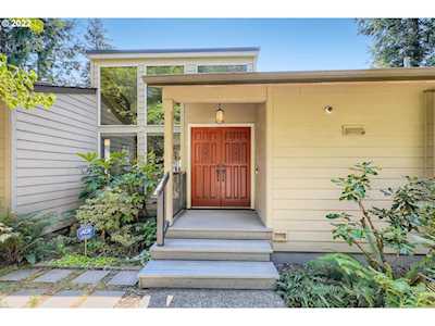 23425 NE Elkhorn RD Brush Prairie, WA 98606