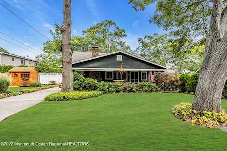 1138 Bayberry Rd Manasquan, NJ 08736