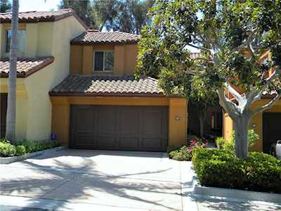 107 Bay Hill Dr Newport Beach, CA 92660