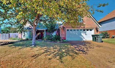 1987 Wirily Ln Memphis, TN 38016