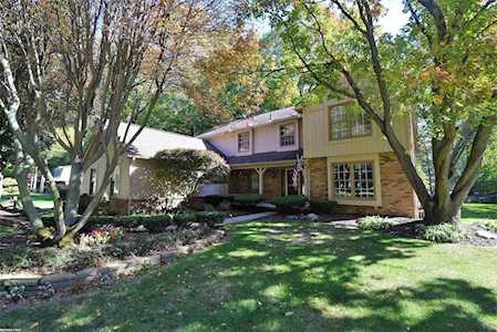 53604 Sherwood Shelby, MI 48315
