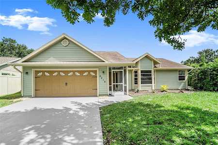 6219 Bonaventure Ct Sarasota, FL 34243