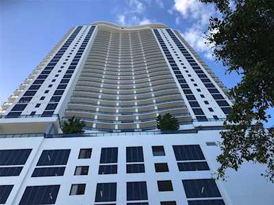 1600 NE 1st Ave #1511 Miami, FL 33132