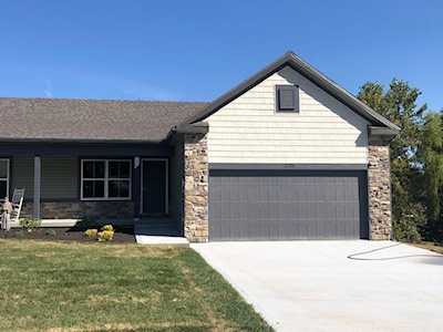 3105 Carlisle Ct St Joseph, MO 64506