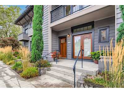1766 NE 17th AVE Portland, OR 97212