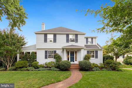 5607 Pioneer Ln Bethesda, MD 20816
