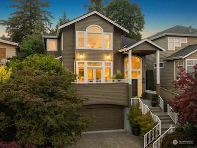 6921 57th Ave NE Seattle, WA 98115