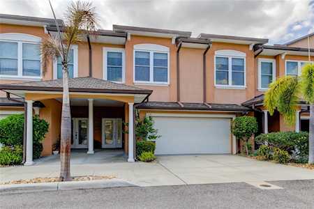 813 Date Palm Ln St. Petersburg, FL 33707