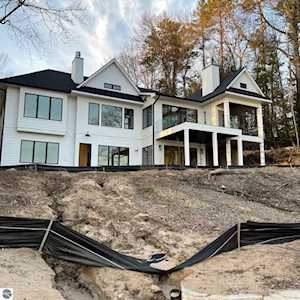 9259 N Long Lake Road Traverse City, MI 49685