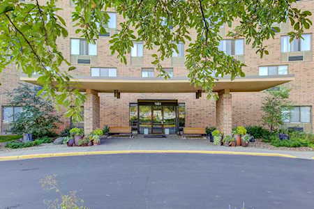 1181 Edgcumbe Road #1510 Saint Paul, MN 55105