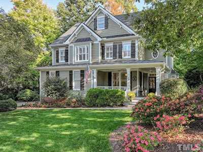 129 Flint Point Lane Holly Springs, NC 27540