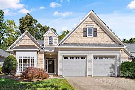 121 Ivy Creek Ln Mooresville, NC 28115