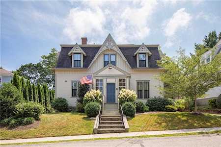 29 Champlin St Newport, RI 02840