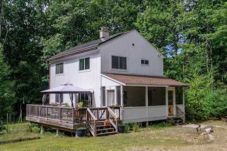 127 Chestnut Hill Loop Montague, MA 01351