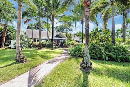 200 NE 26th Dr Wilton Manors, FL 33334