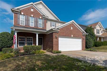 1069 Lilly Pond Dr Fort Mill, SC 29715