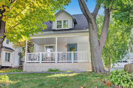 1269 S Quincy St Green Bay, WI 54301