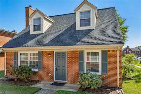 46 Glascow Way Hampton, VA 23669
