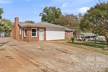 2420 Middleton Dr Gastonia, NC 28054