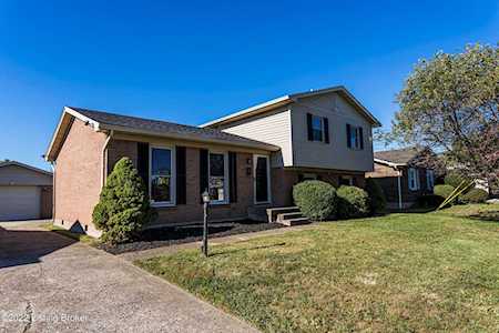 7024 Uranus Dr Louisville, KY 40258
