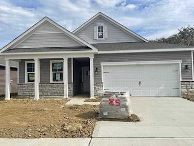 1317 Kinghorn Circle Grove City, OH 43123